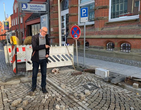 Erich Jacobsen Parkplatz barriefrei Zingel