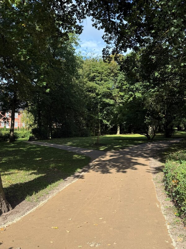 Schlosspark Wege