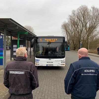 HusumBus Gro&szlig;kontrolle ZOB